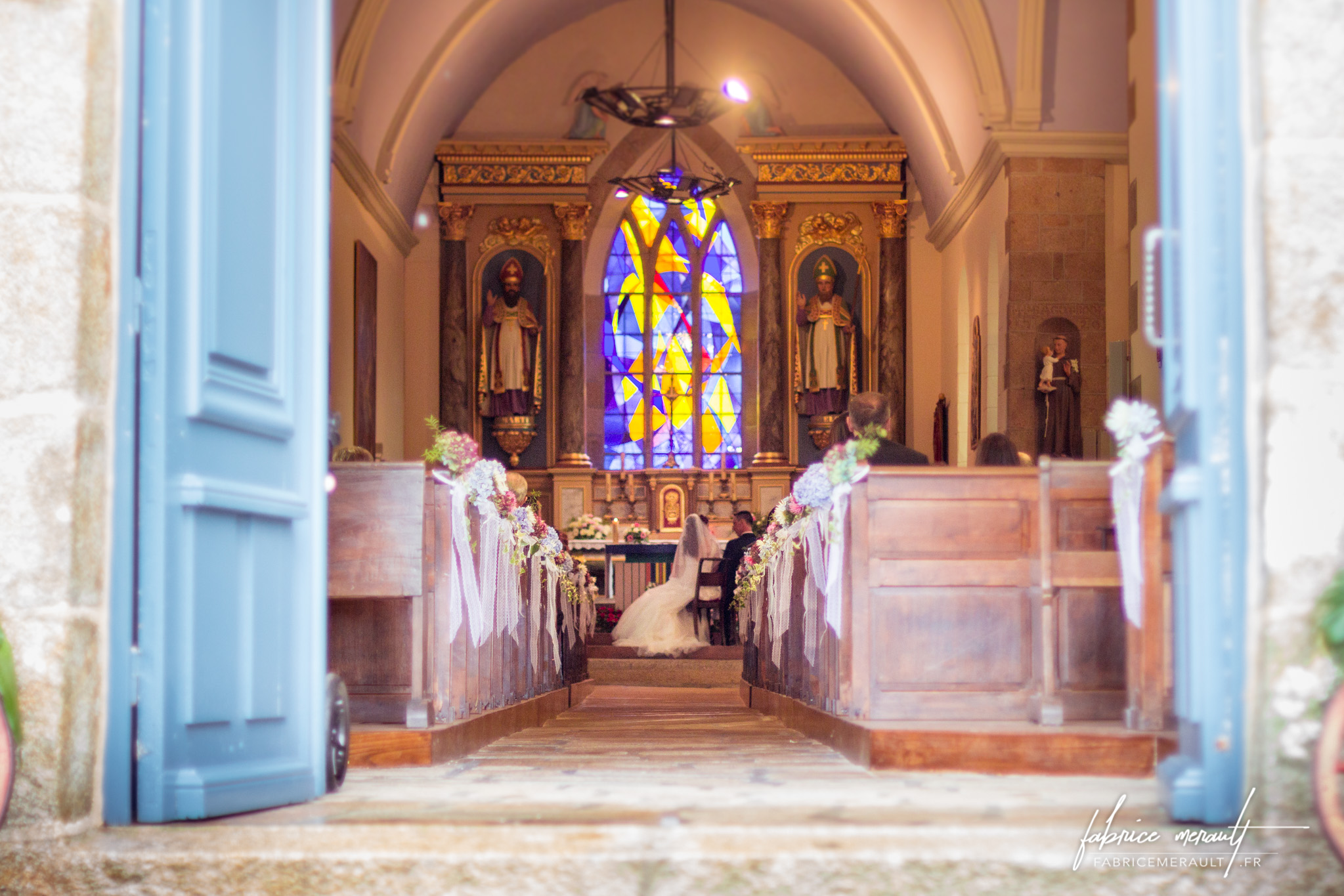 Photographie de la cérémonie de mariage à l'église